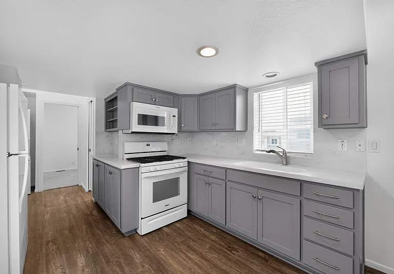 33 Dahlberg Dr #T-033 — Photo 15