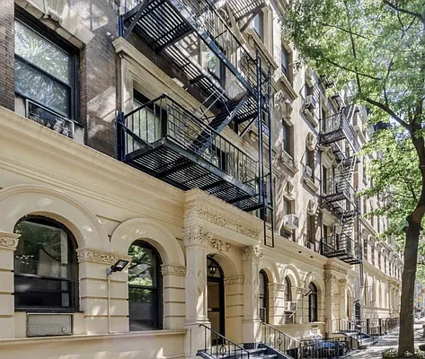 Rented by Compass | media 13