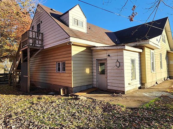 5th image of 1411 Anderson Ave
