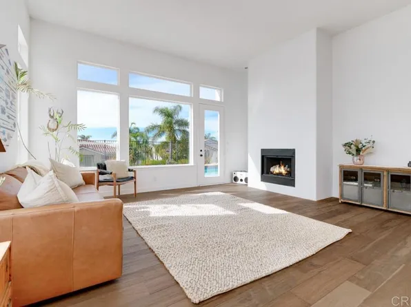 6727 Lemon Leaf Dr, Carlsbad, CA 92011