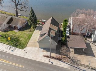 2406 Winona Ave, Winona Lake, IN 46590