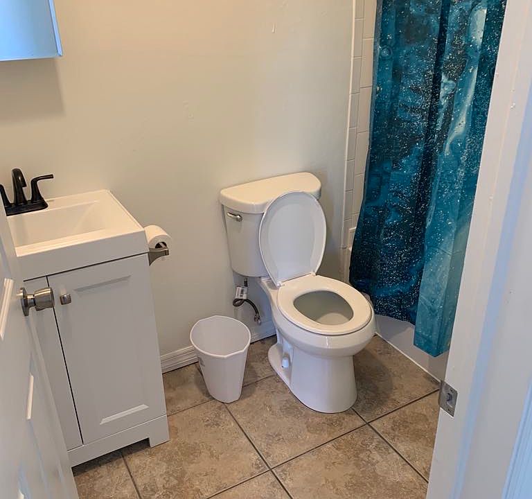 2nd image of 2937 Palm Beach Blvd #20