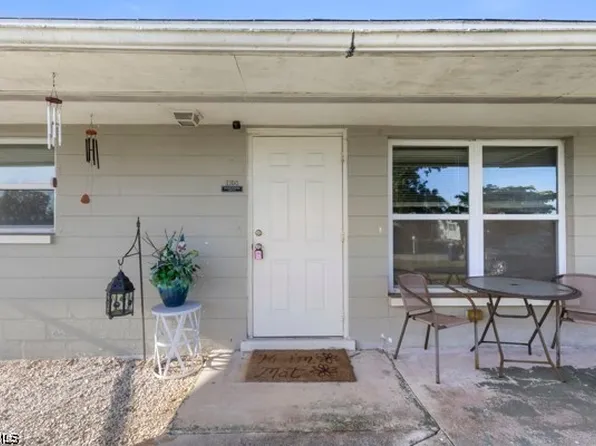 1104 Vineyard St, Lehigh Acres, FL 33936