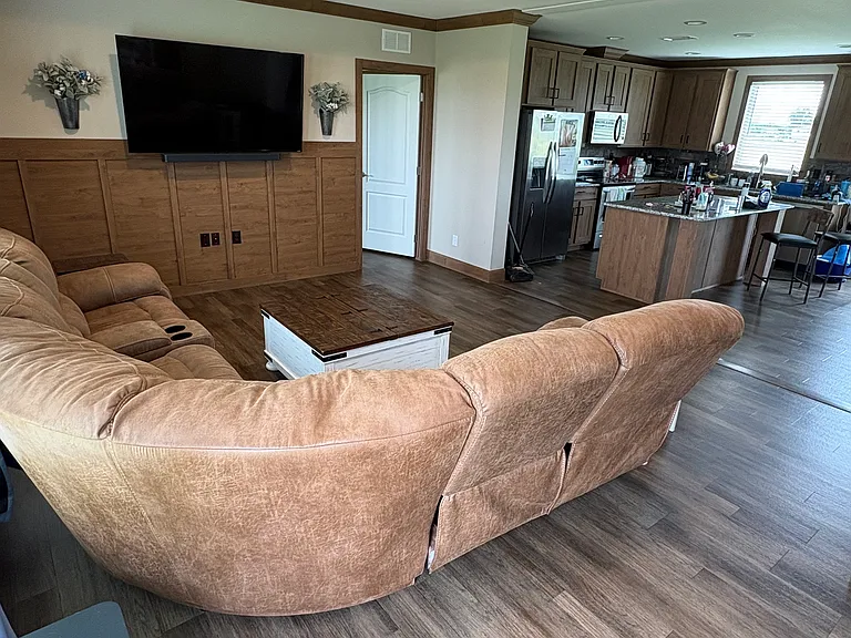 340 Fox Run Rd — Photo 14