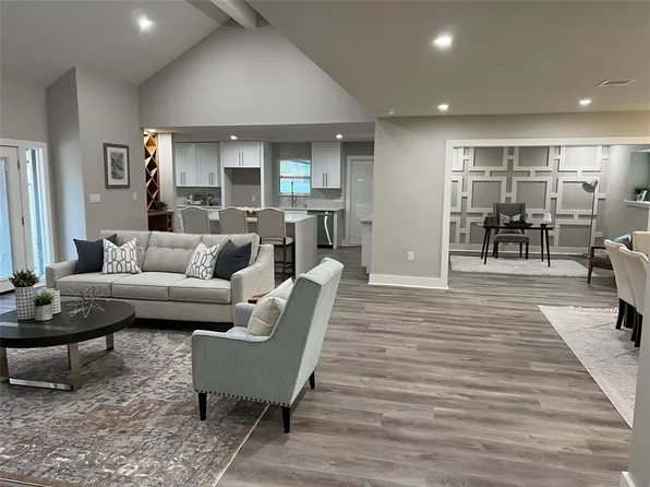 5623 W Bellfort Avenue, Houston, TX 77035