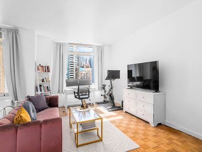 145 E 48th St APT 15A, New York, NY, 10017