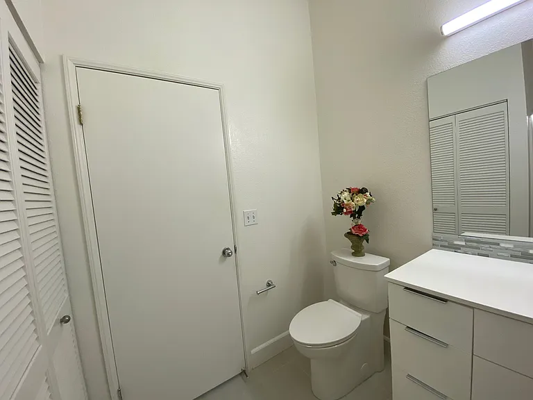 Montage Apartments — Photo 52