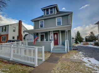 224 Pearl St, Lock Haven, PA 17745