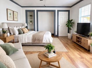 5304 Polk St #1, Houston, TX 77023