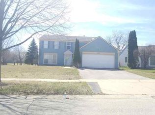 1855 Castle Pines Cir, Elgin, IL