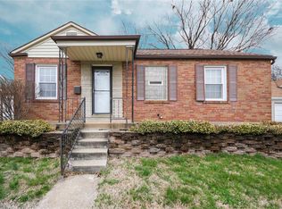 7117 Rhodes Ave, Saint Louis, MO 63123
