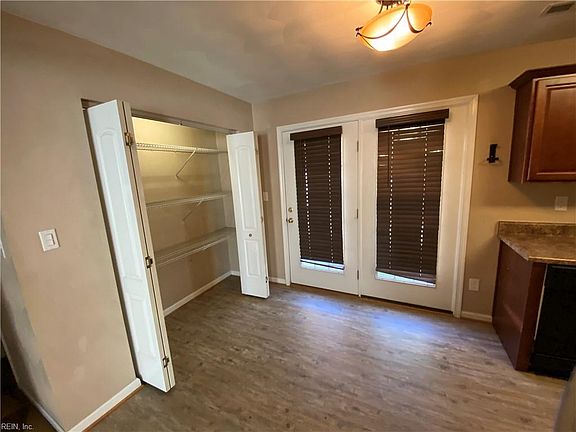 5th image of 6358 Trafalgar Ct
