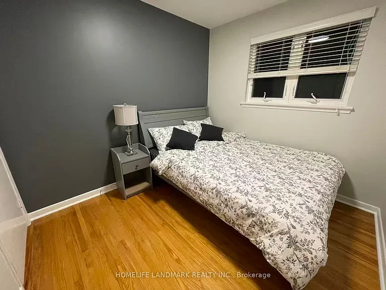23 Corning Rd E — Photo 3