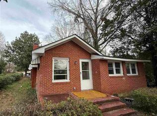 701 S 8th St, Hartsville, SC 29550