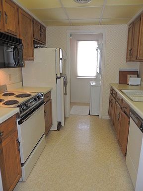 4th image of 740 Centre Pl APT 11