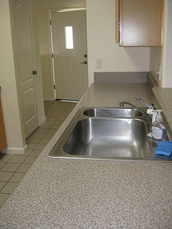 2 bed, 1183 sqft, $2,900 — Photo 4