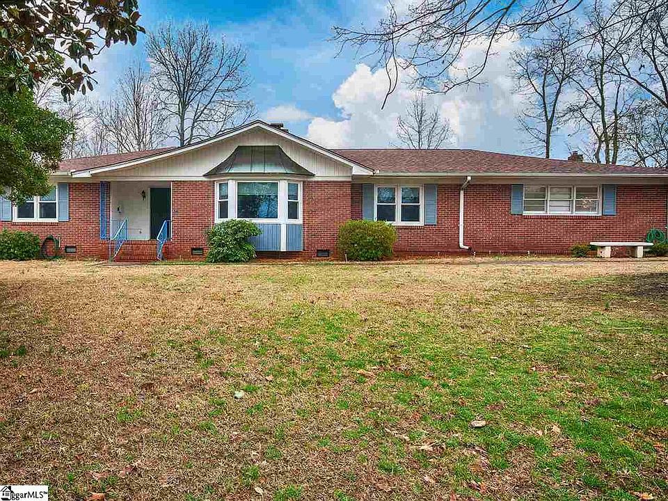 1st image of 14 Ramblewood Ln