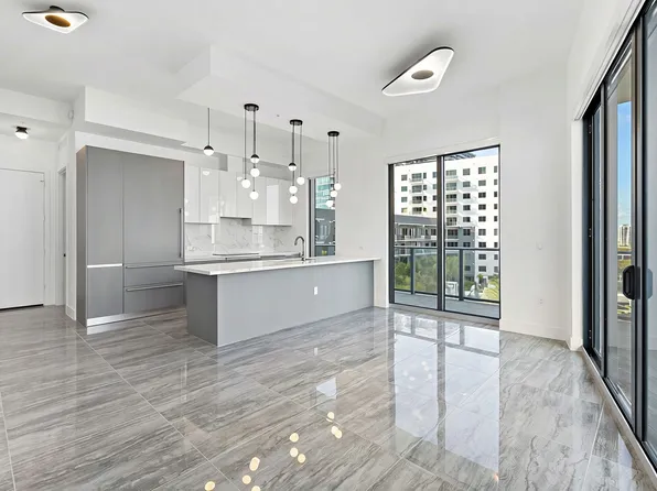 236 NE 28th St, Miami, FL