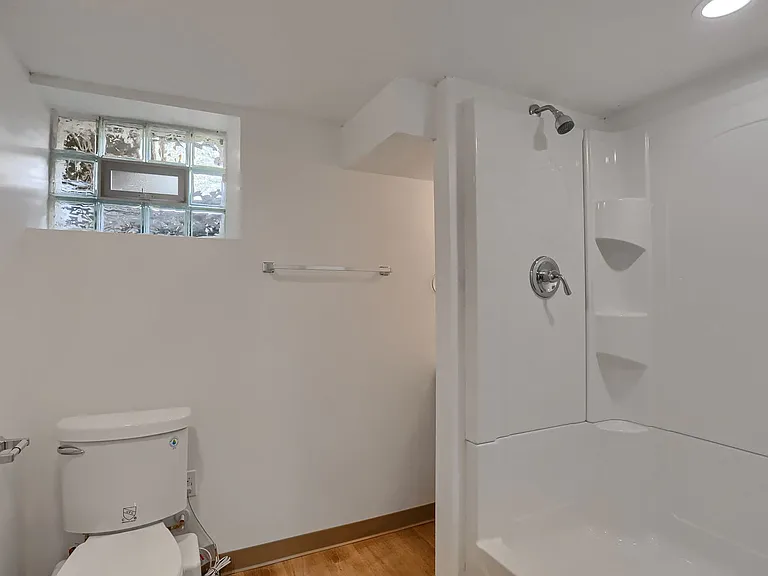 153 Kathleen Dr — Photo 18