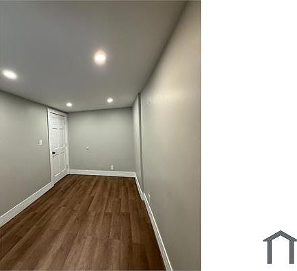 2nd image of 34 Francis St #1