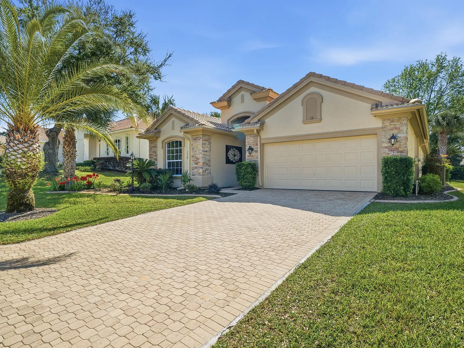 1020 West Rollingwood Court - 1 — Photo 4