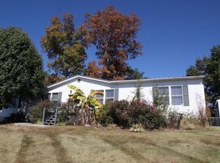 900 Summer Sound Rd, Piney Flats, TN 37686