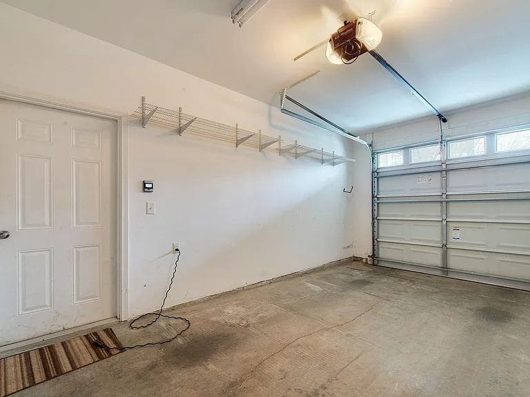 1508 Walnut View Dr — Photo 33