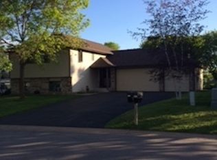 4673 Parkwood Dr SE, Prior Lake, MN 55372