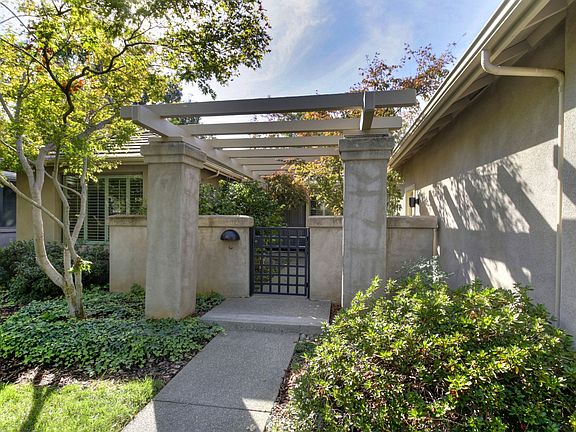 2nd image of 11243 Crocker Grove Ln