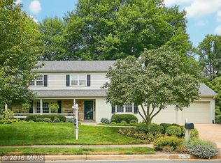 2416 Newton St, Vienna, VA 22181