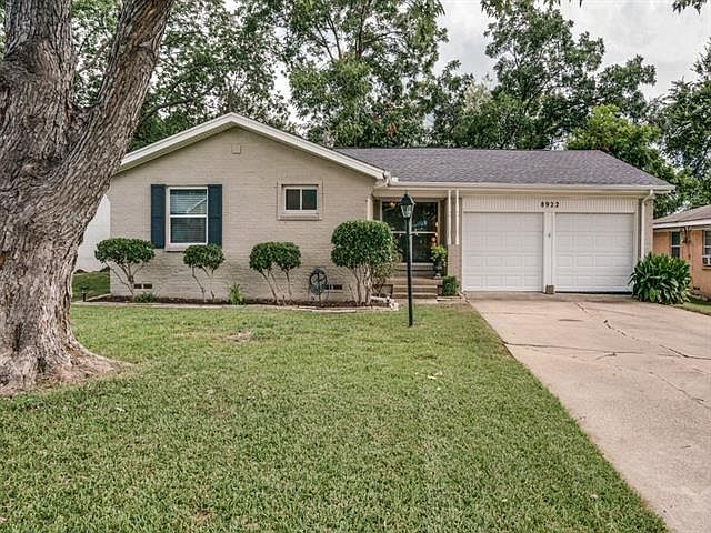 1st image of 8922 Clearwater Dr