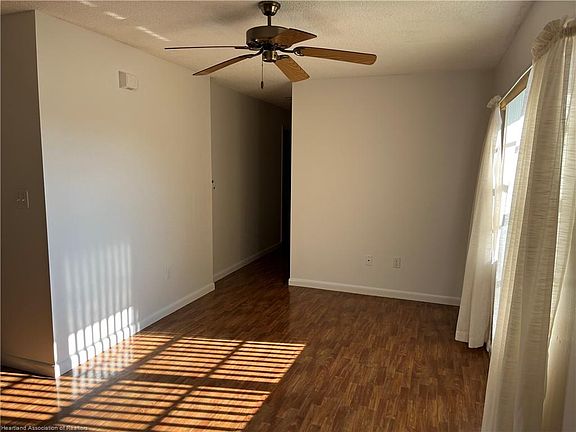 2nd image of 4612 Queen Palm Dr