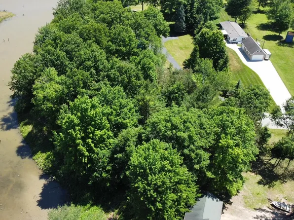 496 White Rd, Gladwin, MI 48624