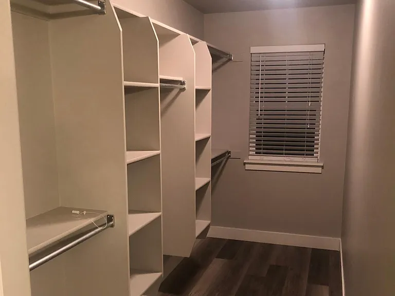 446 E Windy Garden Ln — Photo 6