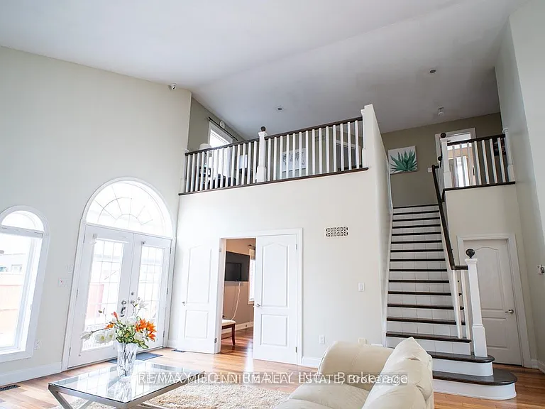 8905 McGarry Dr — Photo 4