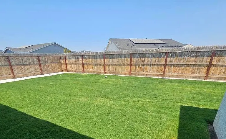 434 E Tyler Ct — Photo 27