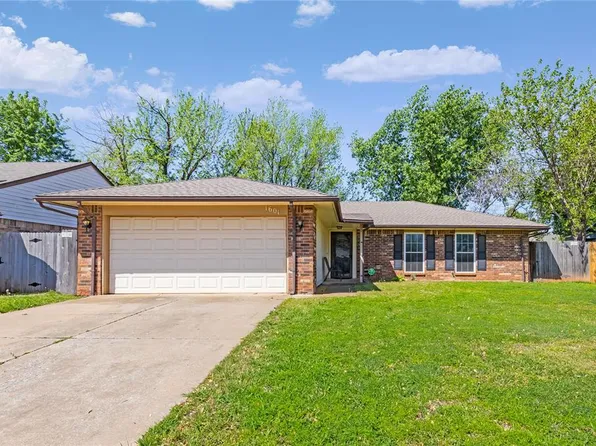 1601 Whispering Creek Dr, Edmond, OK 73013
