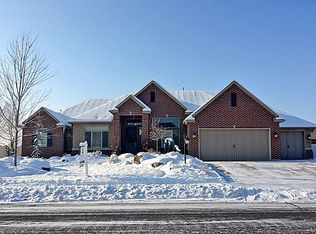 52 S Shadow Breeze Rd, Kaysville, UT 84037