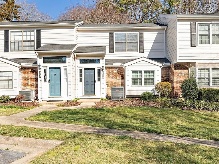 7773 Falcon Rest Cir — Photo 1