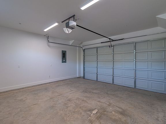 3rd image of 1626 Andrade Pl