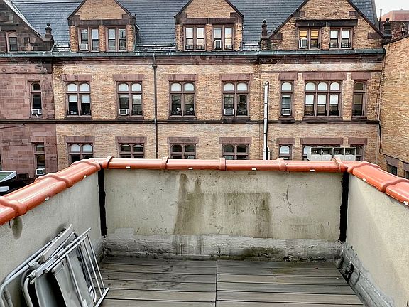 5th image of 140 W 92nd St APT 4B