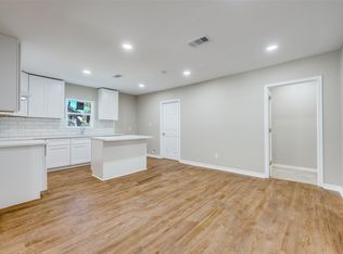 609 W Owing St, Denison, TX 75020