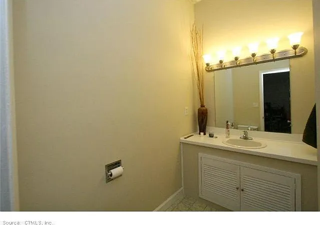 1 Cherokee Ct — Photo 16