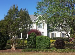 6217 Heatherstone Dr, Raleigh, NC 27606