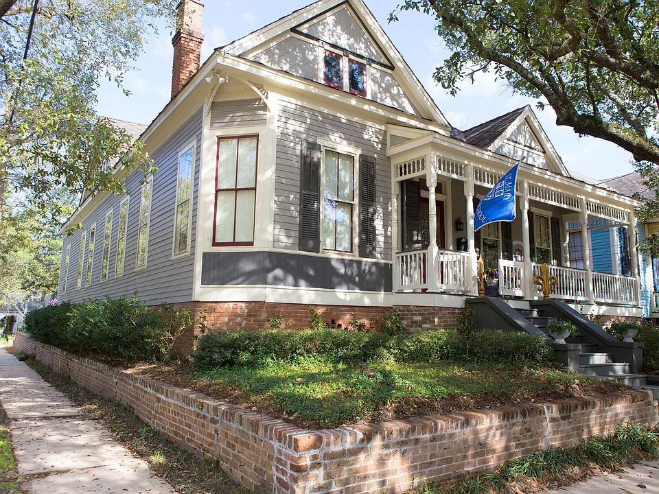 Corner of N. Joachim & Adams