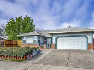 1107 Meridian Cir, Santa Rosa, CA 95401