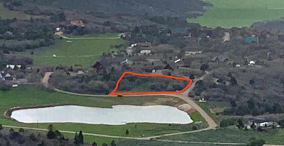 3rd image of 236 Lake Rd