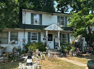 2 Willett Ave, Sayville, NY 11782