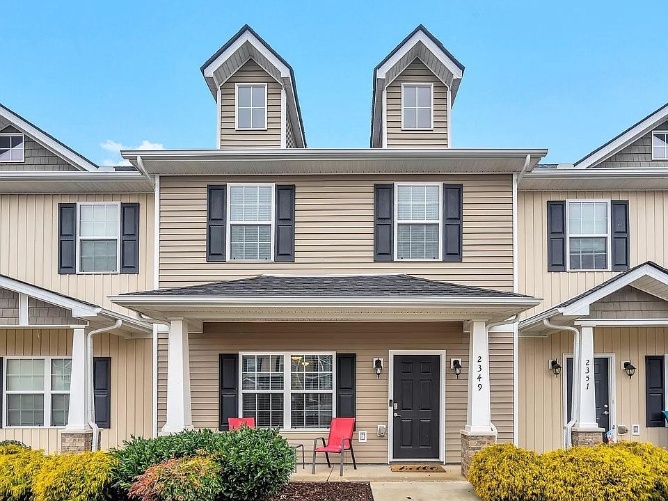 1st image of 2349 New Holland Cir