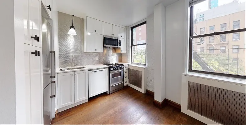 Rented by Bond New York | media 1